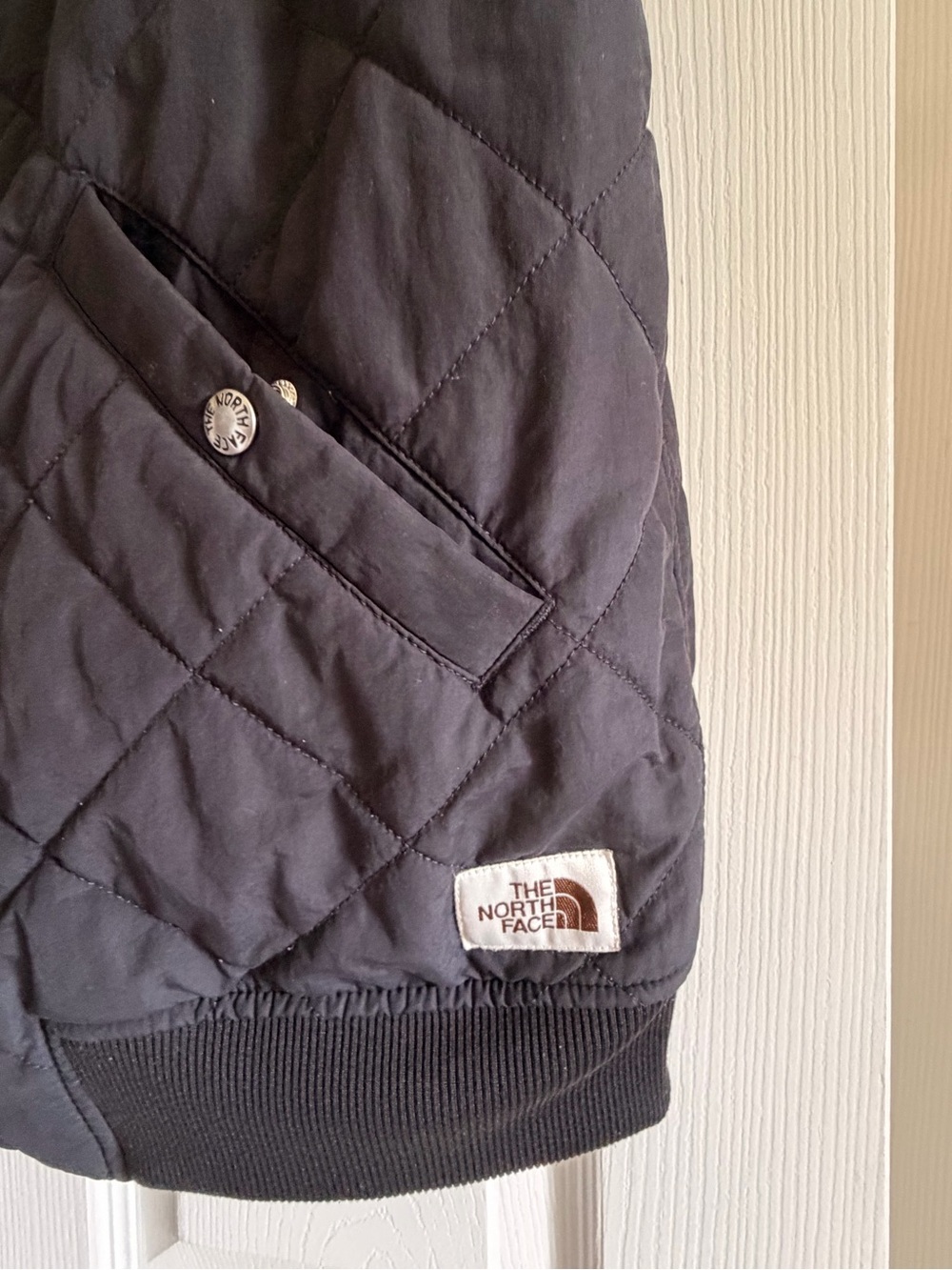 North face quilted vest with fleece lining - Picture 2 of 5